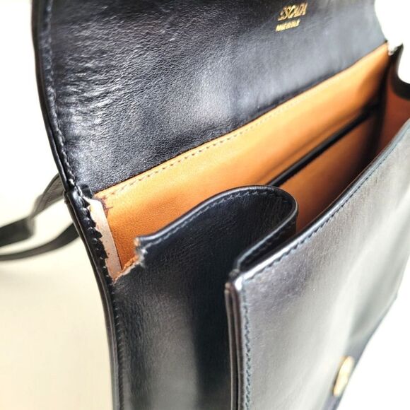 ESCADA vintage crossbody leather purse - Picture 7 of 16